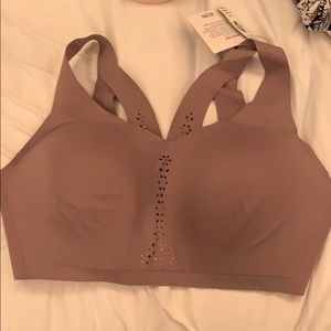 NWT Victoria Secret Sports Bra